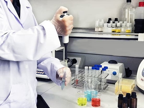 Các nguyên liệu sản xuất dầu gội phủ bạc