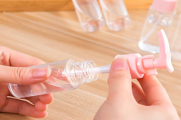 Chai chiết mỹ phẩm dạng vòi