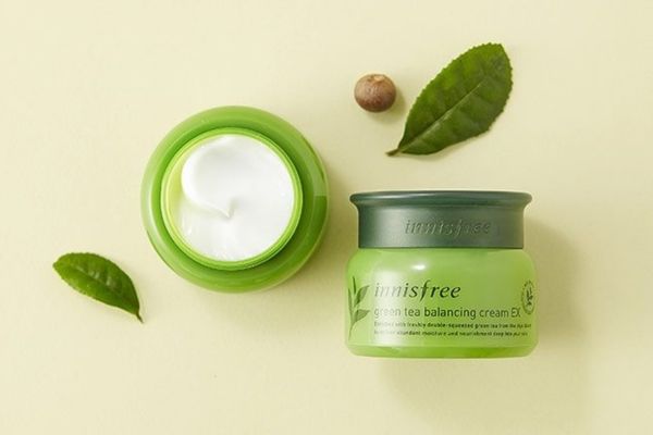 Kem dưỡng da mặt cho bà bầu Innisfree Green Tea Balancing Cream