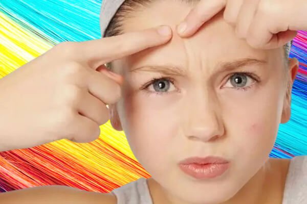 Nên dùng sữa rửa mặt cho trẻ dậy thì